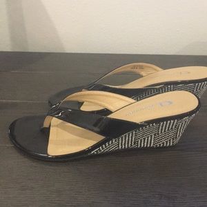 Black patent wedge with houndstooth wedge heel